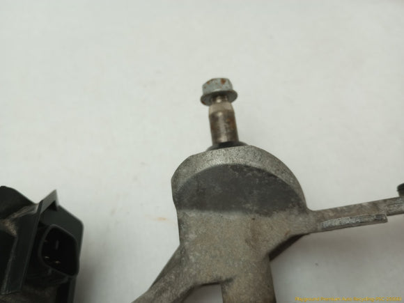Fiat 500 Front Windshield Wiper Transmission & Motor