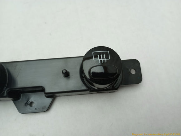 Fiat 500 Dashboard Control Switches