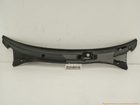 Fiat 500 Windshield Cowl Vent Panel