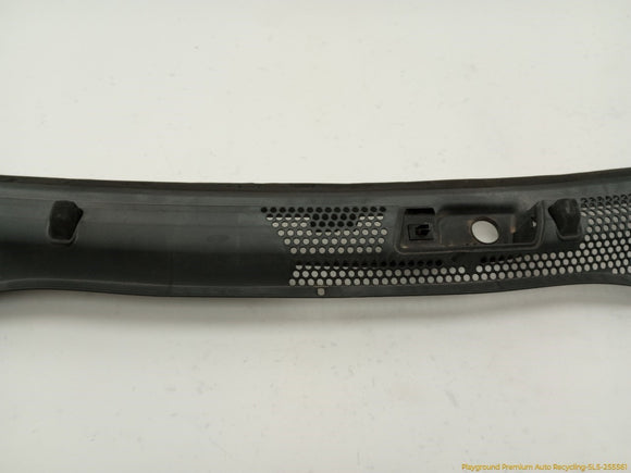 Fiat 500 Windshield Cowl Vent Panel