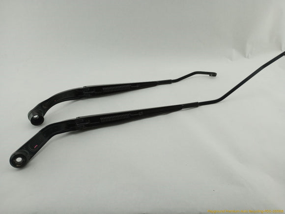 Fiat 500 Pair Of Windshield Wiper Arms