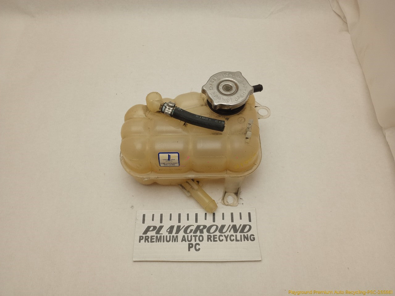 Fiat 500 Coolant Reservoir