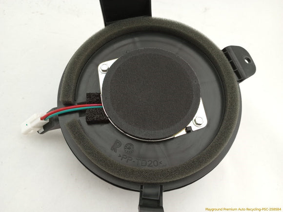 Fiat 500 Set Of 6 Audio Speakers