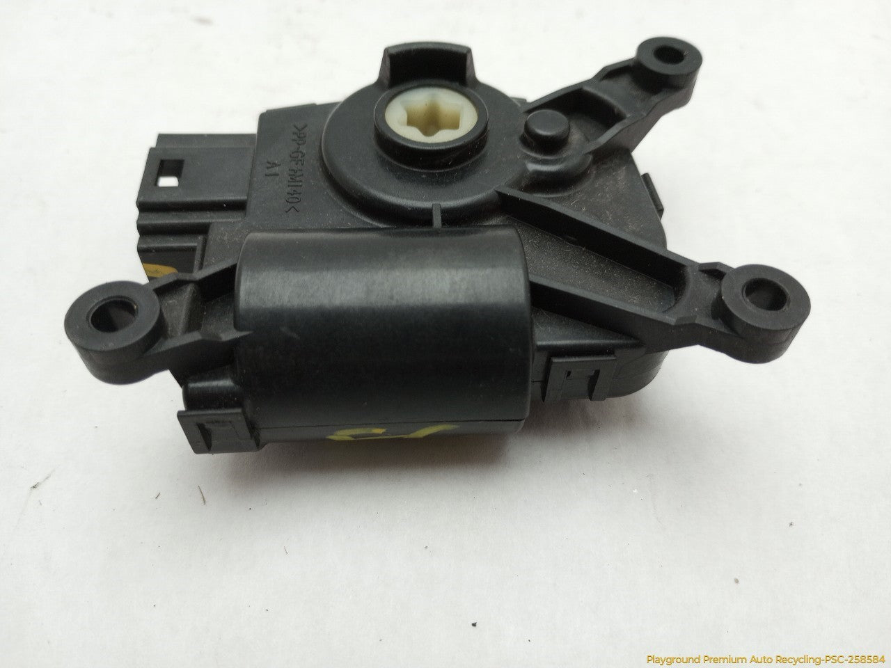 Fiat 500 Center Dash Air Vent Flap Actuator