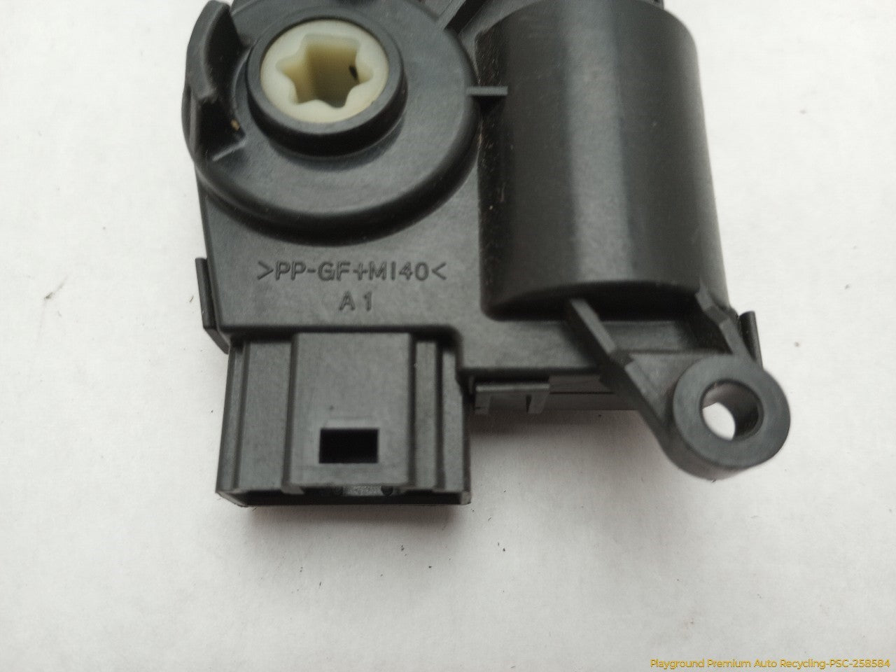 Fiat 500 Center Dash Air Vent Flap Actuator