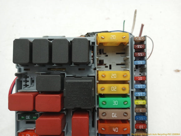 Fiat 500 Engine Fuse Box