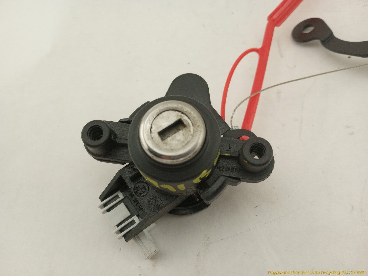 BMW 330XI Trunk Key Cylinder