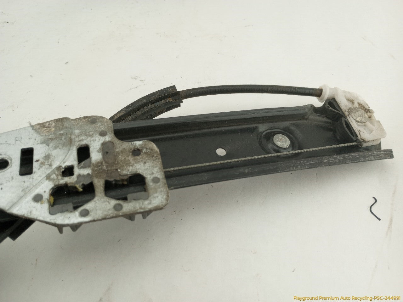 BMW 330XI Driver Left Front Door Window Regulator