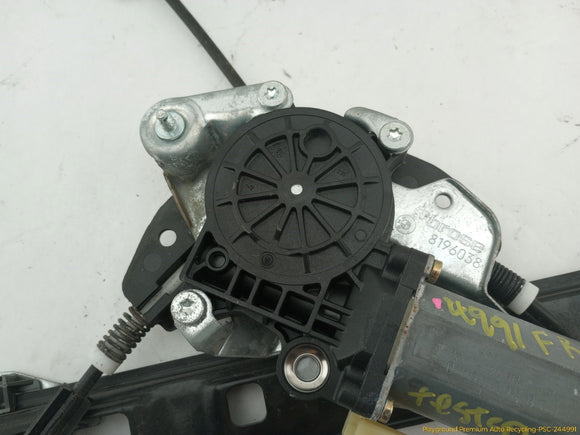 BMW 330XI Passenger Right Front Door Window Regulator