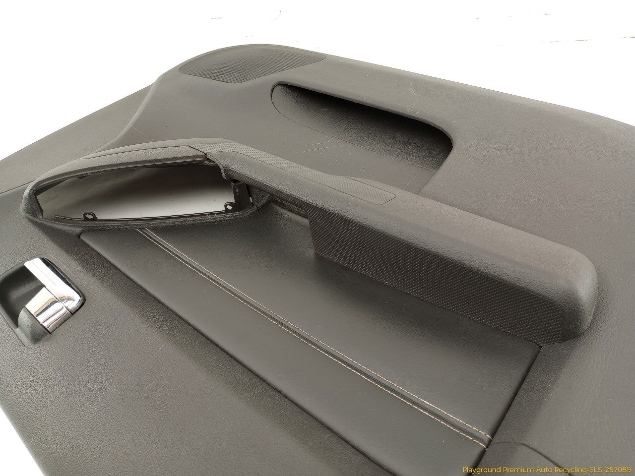 Hummer H3 Driver Left Front Door Trim