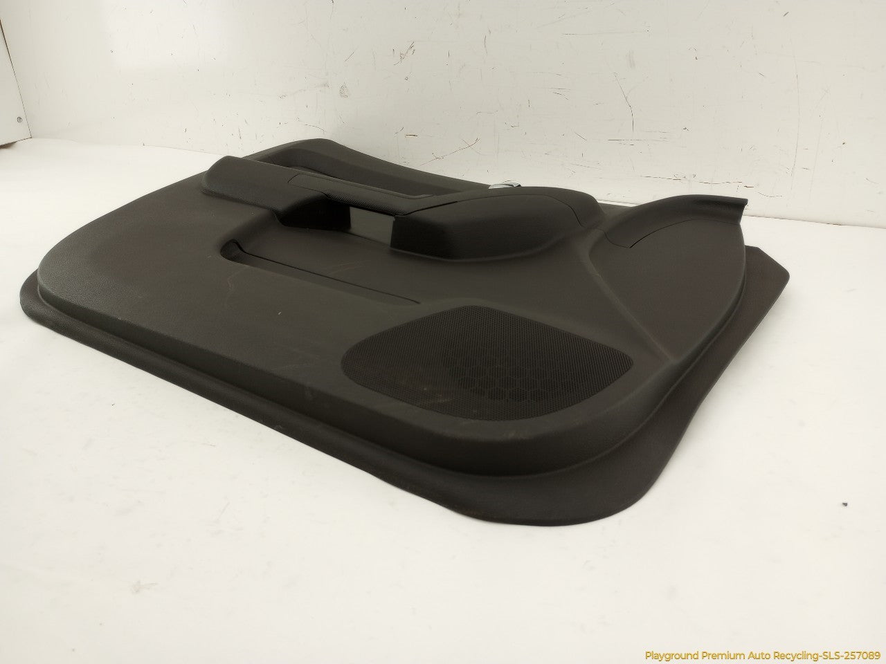 Hummer H3 Driver Left Front Door Trim