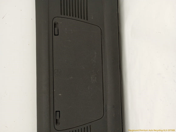 Hummer H3 Lower Trunk Lid Trim