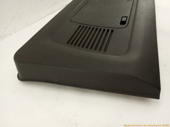 Hummer H3 Lower Trunk Lid Trim