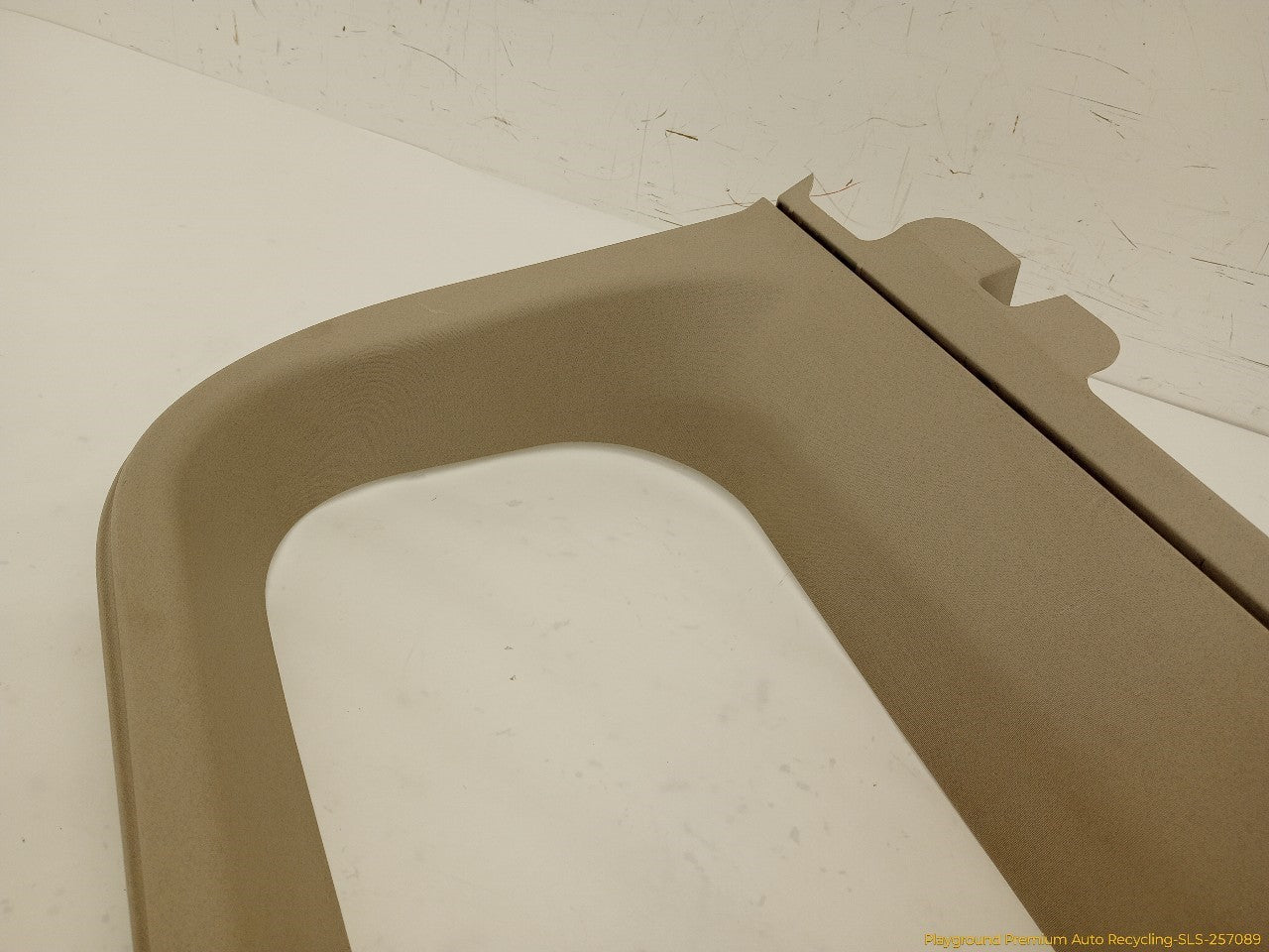 Hummer H3 Upper Trunk Lid Trim