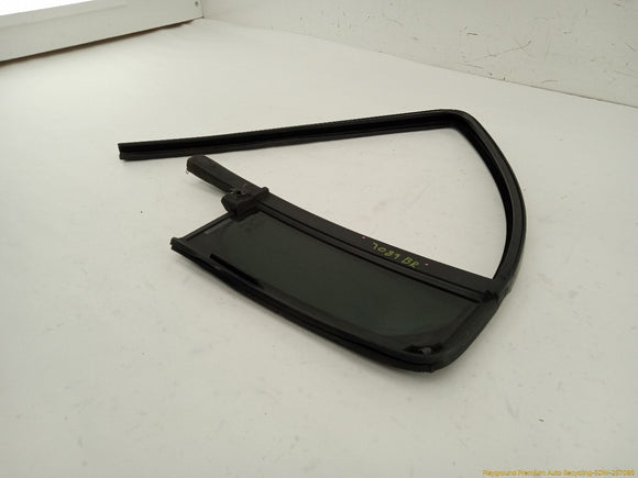 Hummer H3 Passenger Right Rear Door Vent Glass