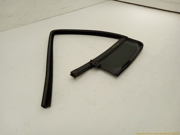 Hummer H3 Passenger Right Rear Door Vent Glass