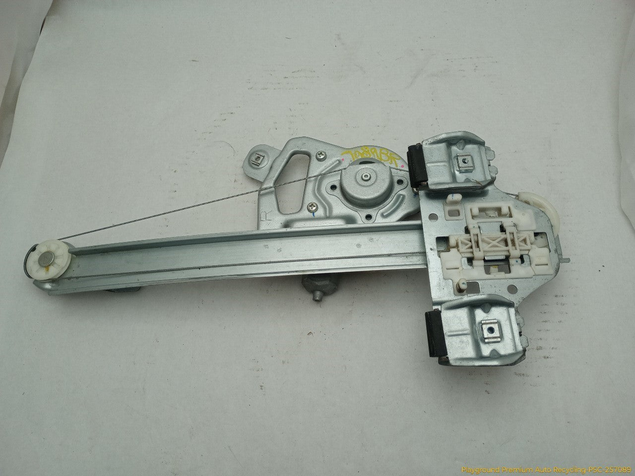 Hummer H3 Passenger Right Rear Door Window Regulator - 0