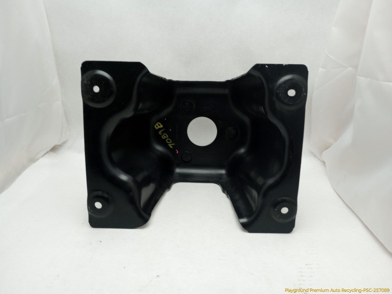 Hummer H3 Spare Tire Carrier Mount Bracket - 0
