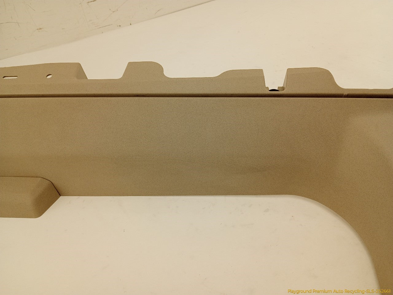 Hummer H3 Upper Trunk Lid Trim