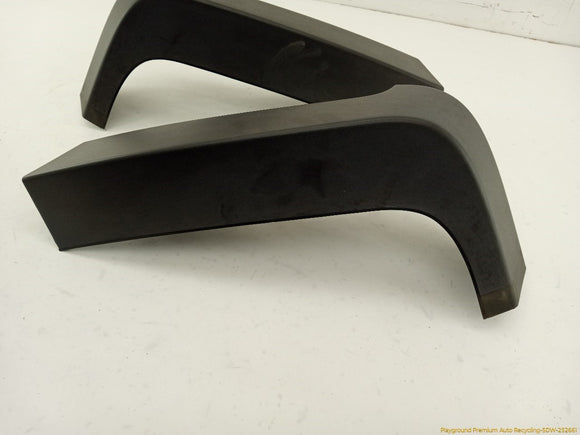 Hummer H3 Pair Of Rear Upper Quarter Molding Trim
