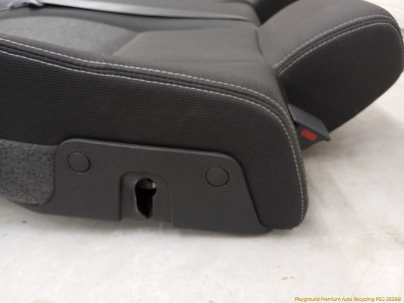 Hummer H3 Set Of Complete Rear Seats