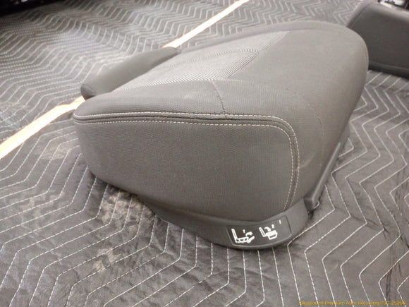 Hummer H3 Set Of Complete Rear Seats
