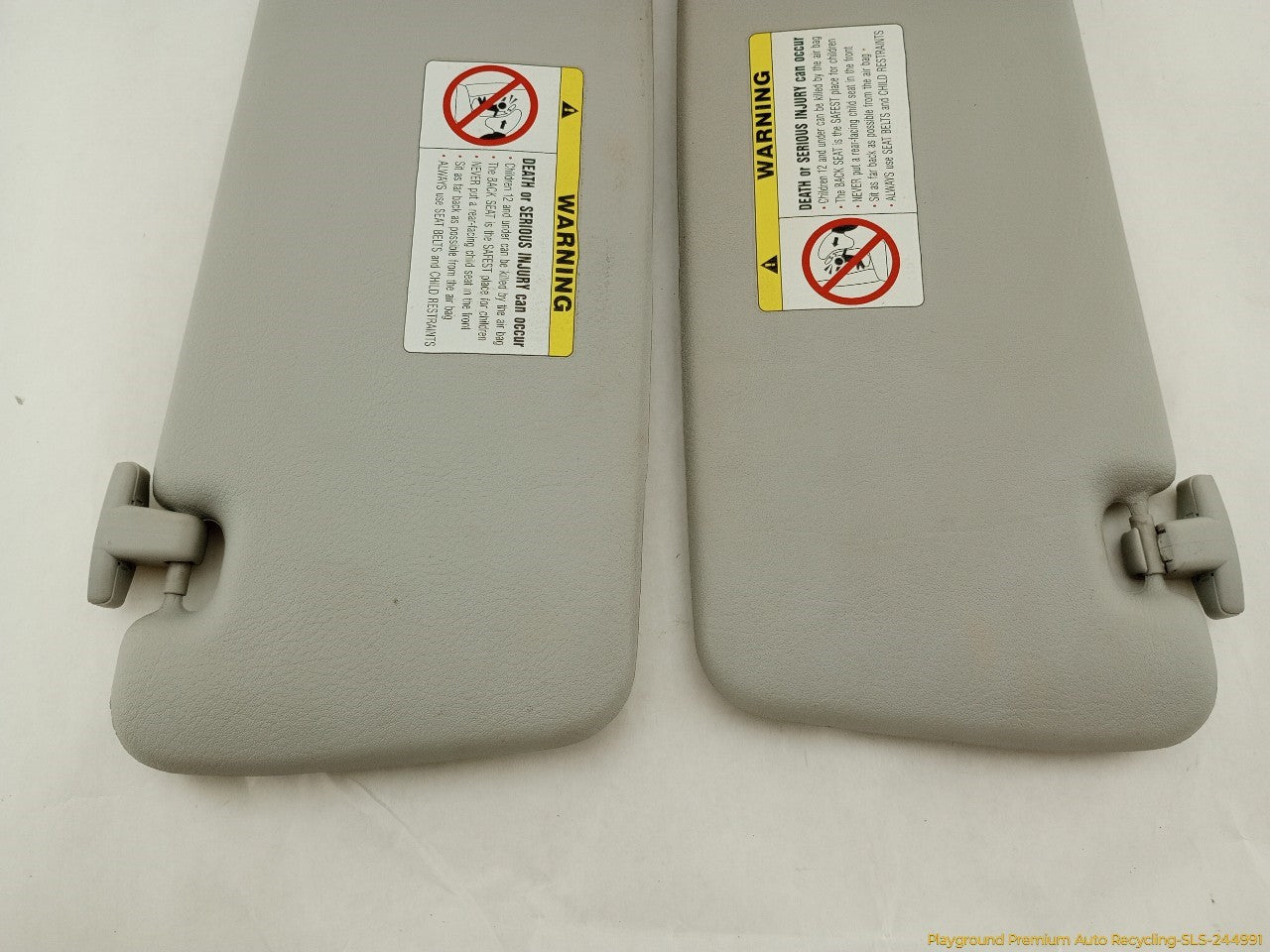 BMW 330XI Pair Of Sun Visors