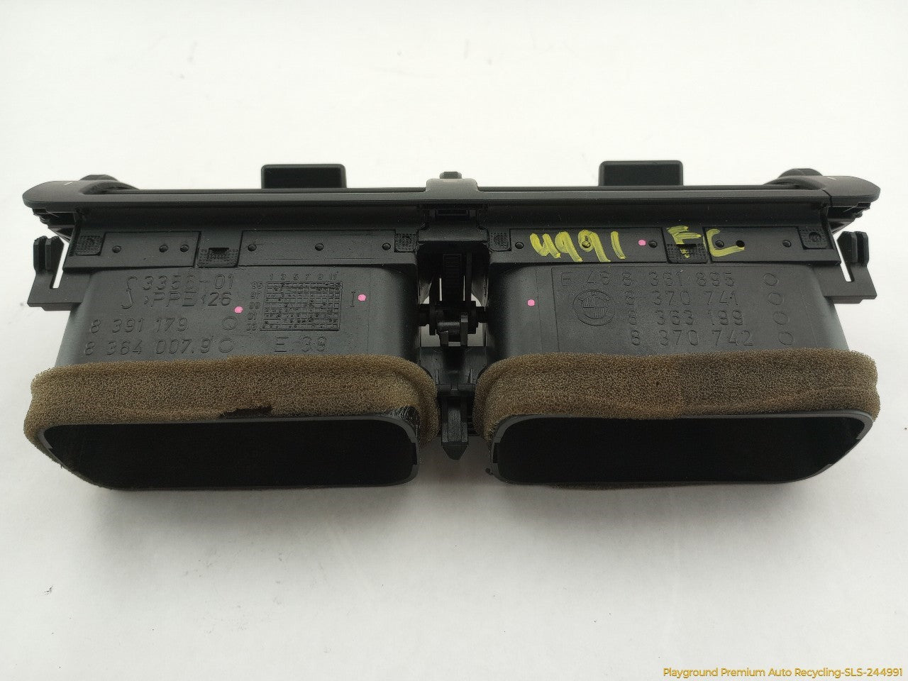 BMW 330XI Set Of 3 Dashboard Air Vents