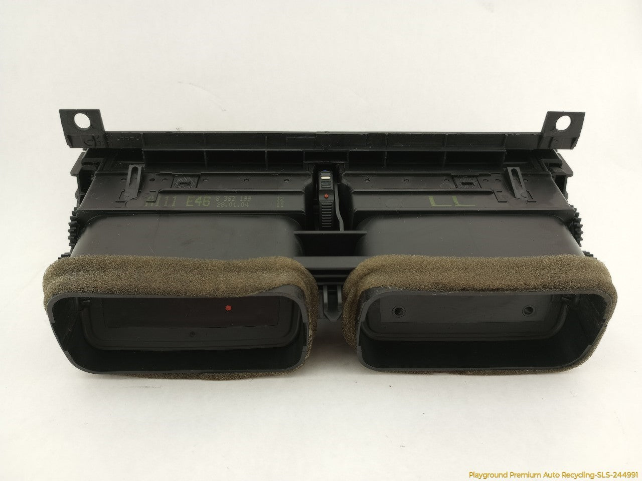 BMW 330XI Set Of 3 Dashboard Air Vents
