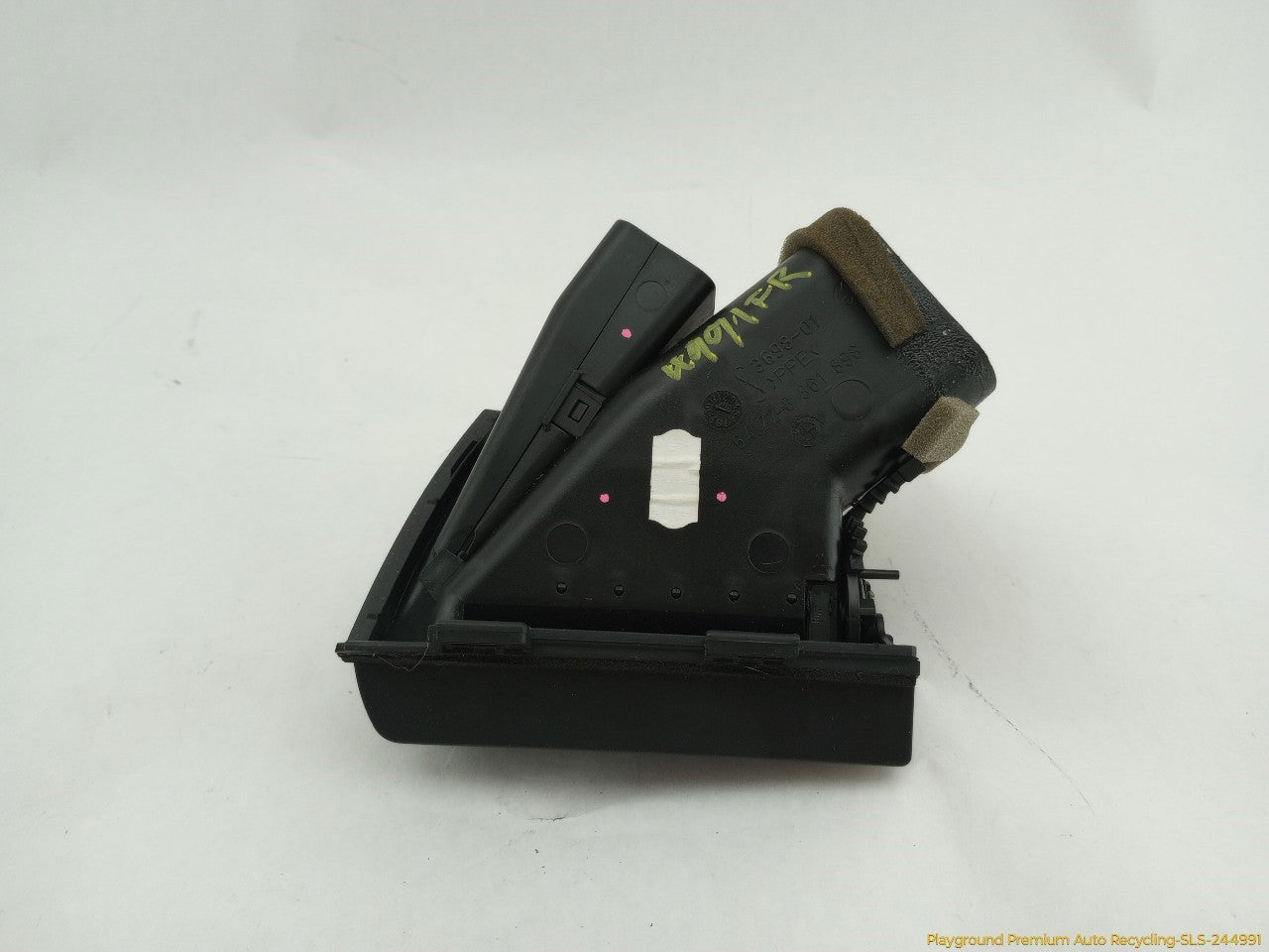 BMW 330XI Set Of 3 Dashboard Air Vents