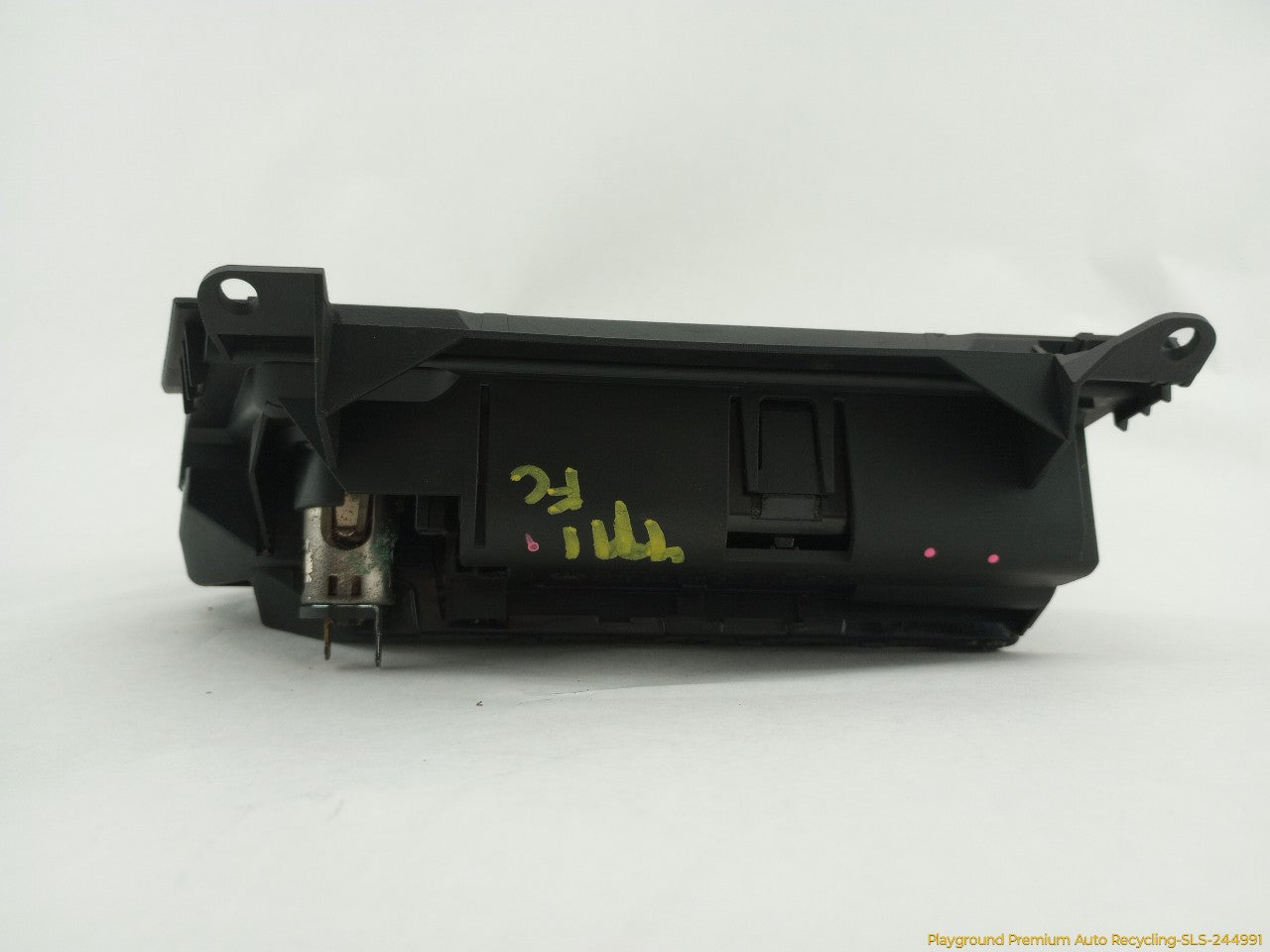BMW 330XI Front Center Console Storage