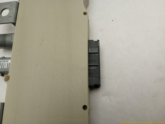 BMW 330XI Radio Antenna Amplifier Signal Booster