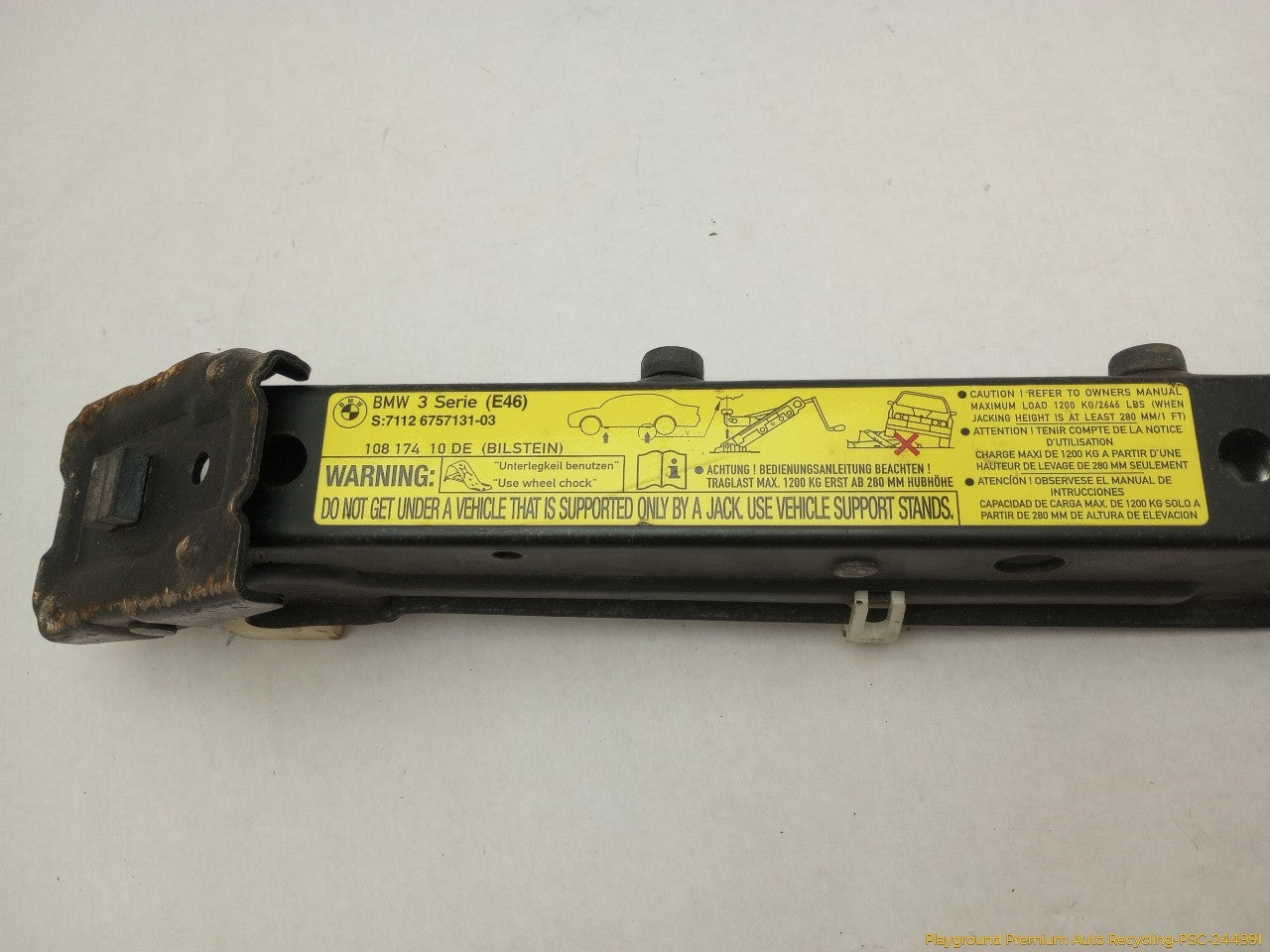 BMW 330XI Vehicle Jack With Handle
