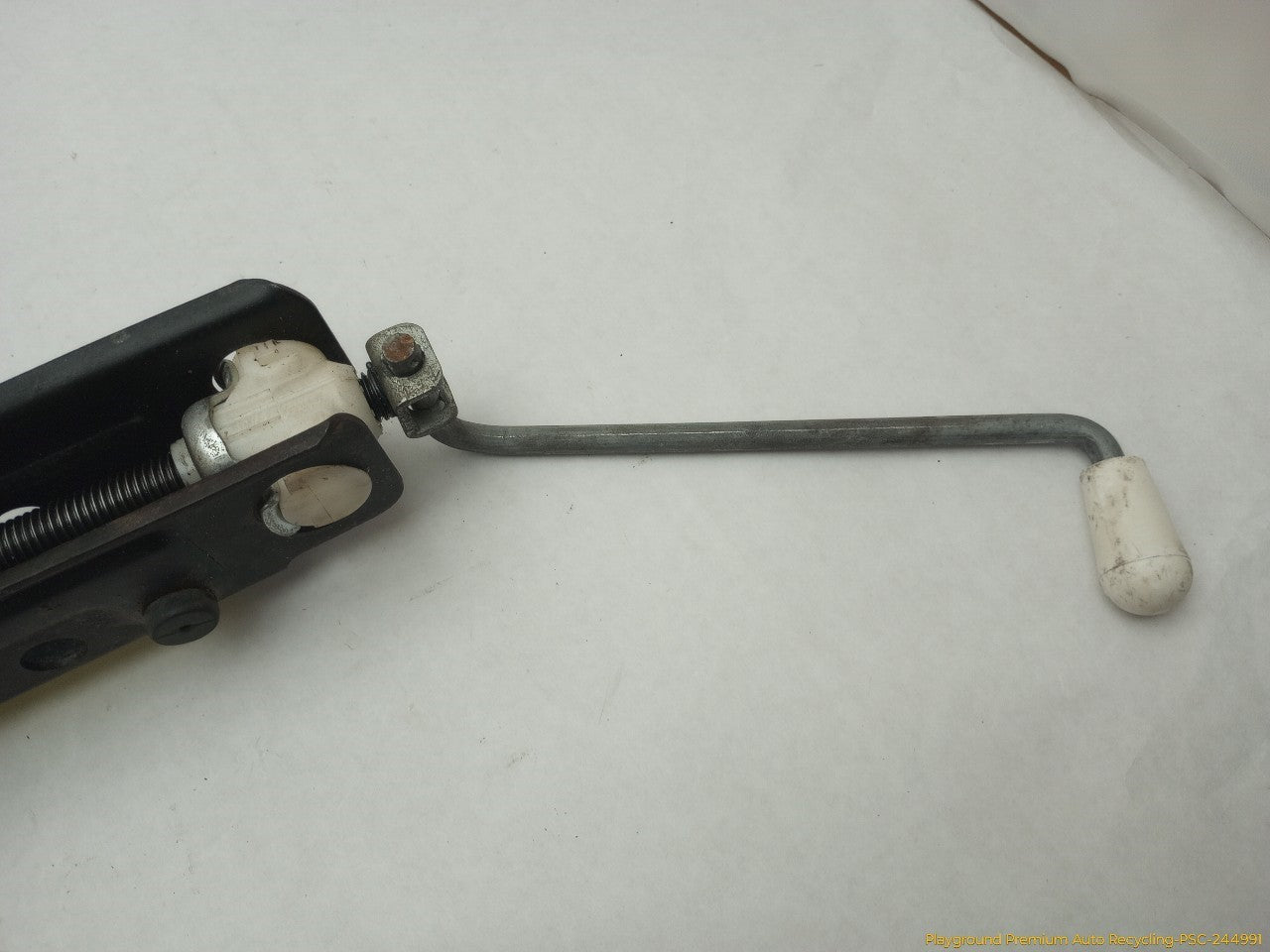 BMW 330XI Vehicle Jack With Handle