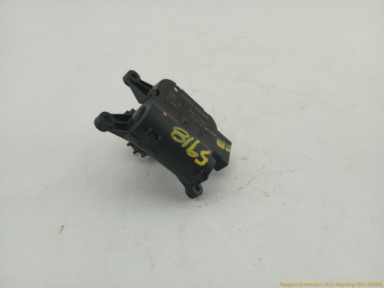 Fiat 500 Center Dash Air Vent Flap Actuator | Playground PAR