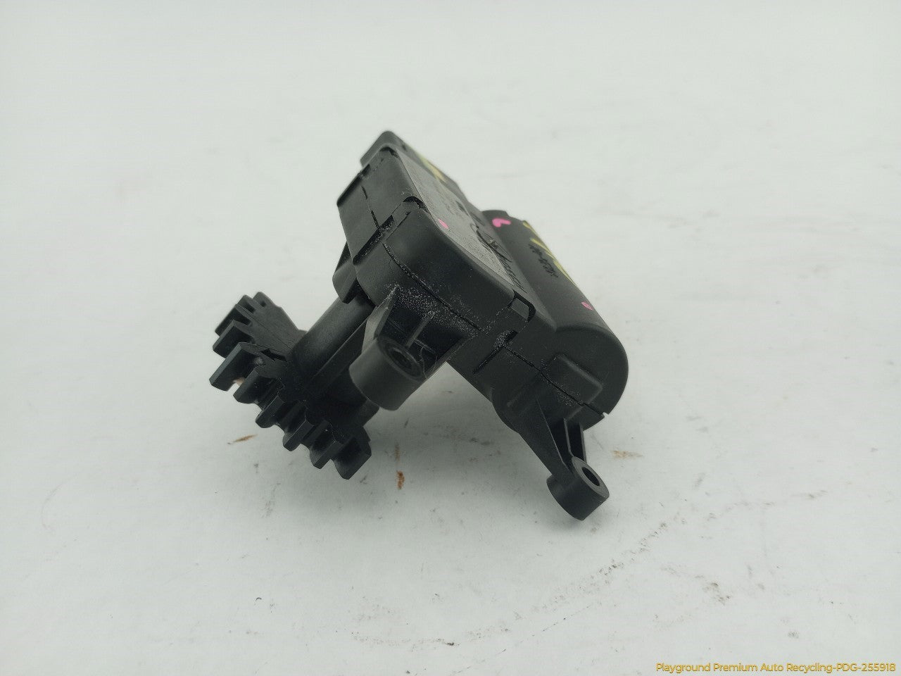 Fiat 500 Center Dash Air Vent Flap Actuator | Playground PAR