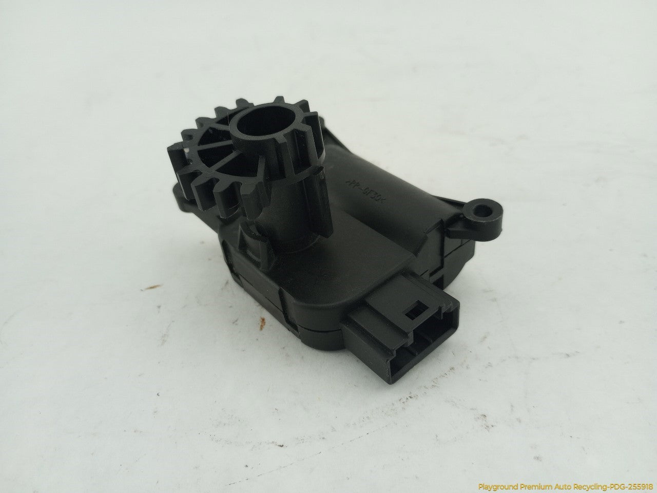 Fiat 500 Center Dash Air Vent Flap Actuator | Playground PAR