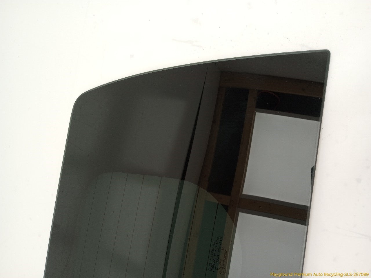 Hummer H3 Back Glass