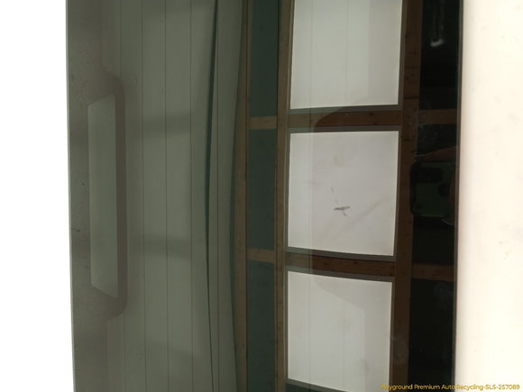 Hummer H3 Back Glass