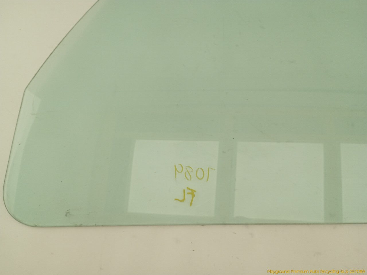 Hummer H3 Driver Left Front Door Window Glass