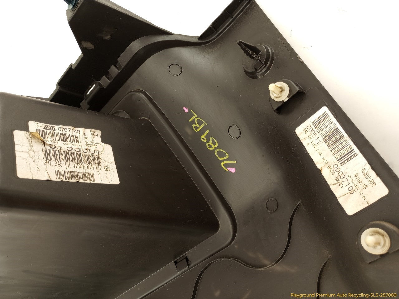 Hummer H3 Driver Left Rear Quarter Trim