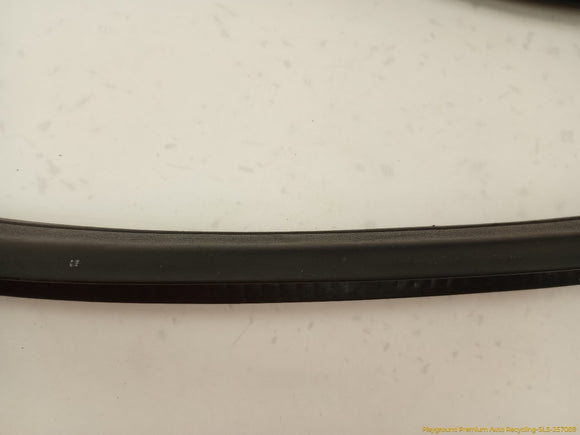 Hummer H3 Pair Of Inner Front Door Moldings