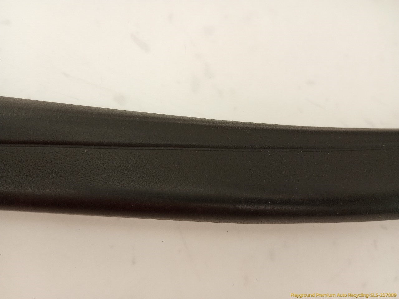 Hummer H3 Pair Of Inner Front Door Moldings