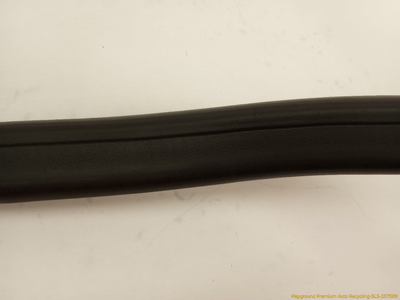 Hummer H3 Pair Of Inner Rear Door Moldings