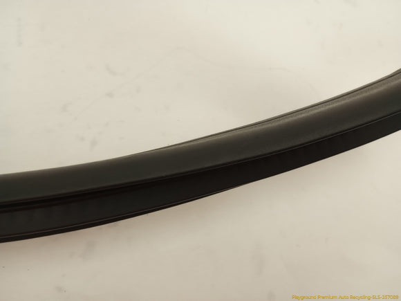 Hummer H3 Pair Of Inner Rear Door Moldings