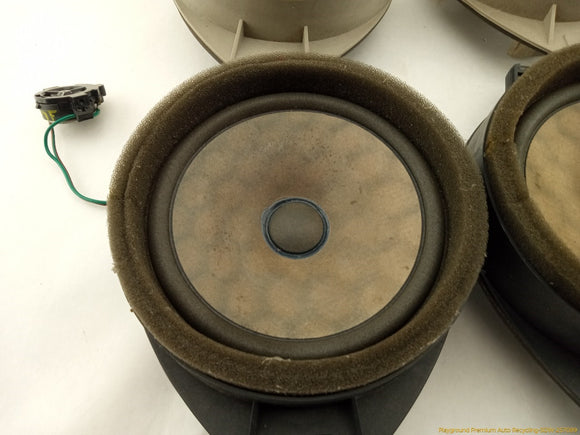 Hummer H3 Set Of 6 Audio Speakers