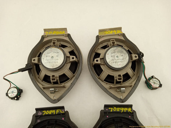 Hummer H3 Set Of 6 Audio Speakers