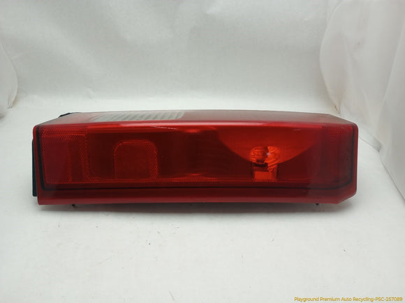 Hummer H3 Passenger Right Tail Lamp