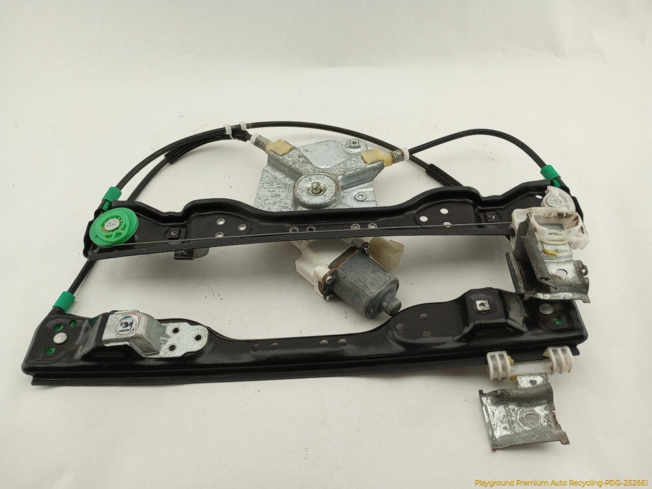 Hummer H3 Driver Left Front Door Window Regulator