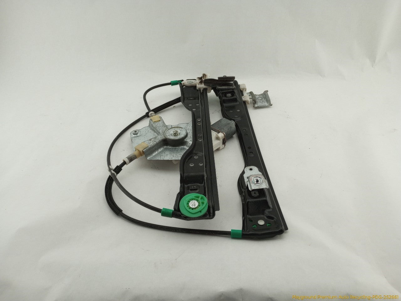 Hummer H3 Driver Left Front Door Window Regulator